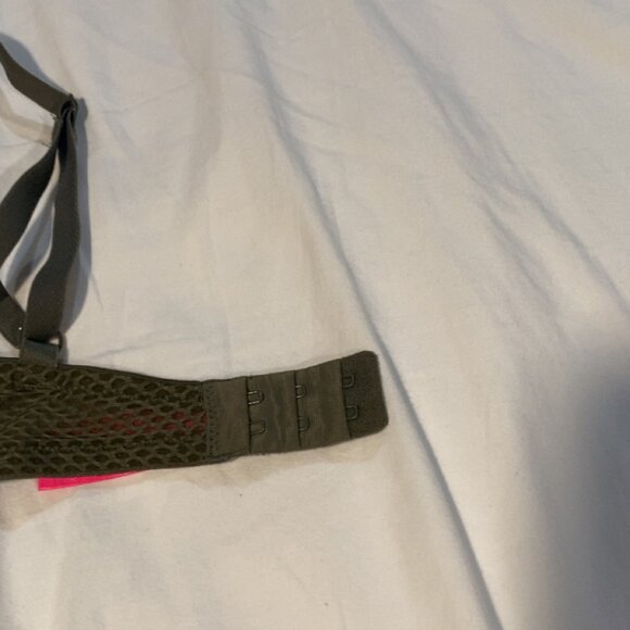 La Senza Remix Push up Plunge Bra - Picture 3 of 5